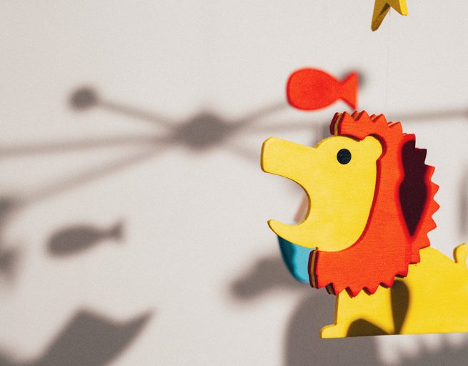 Design et réalisation d'un mobile pour enfant